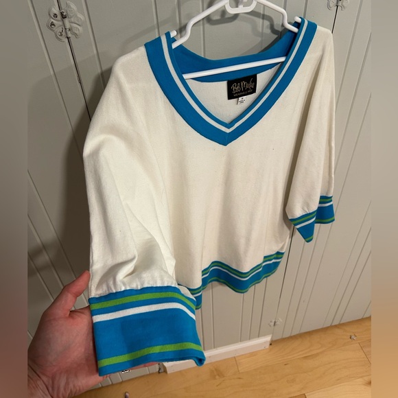 Bob Mackie Wearable Art Top - Picture 2 of 3